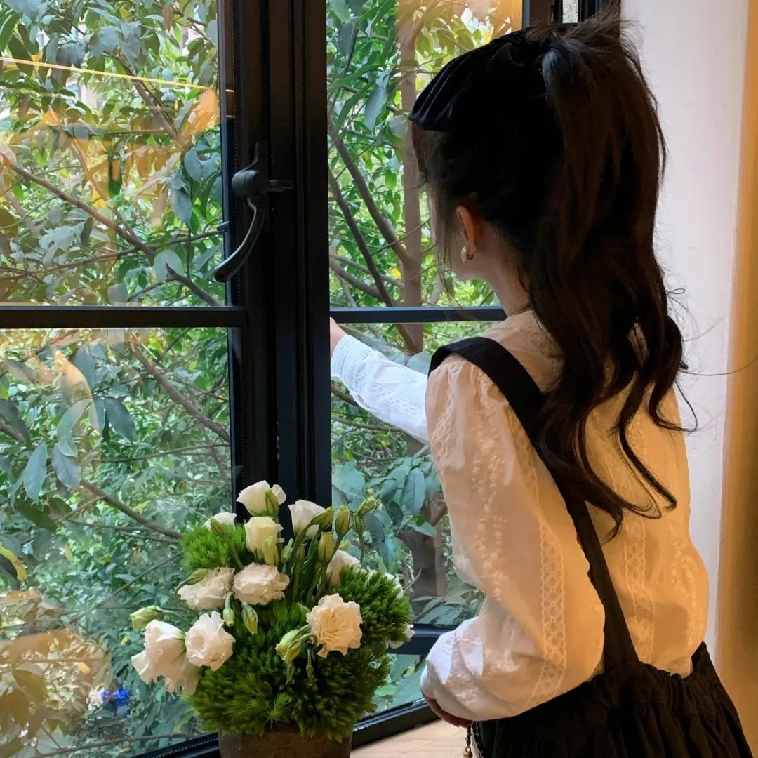 春色梨花